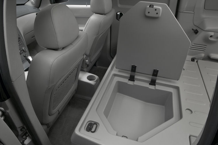 2008 Chevrolet HHR Trunk Picture / Pic / Image